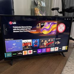 LG SMART TV 43IN