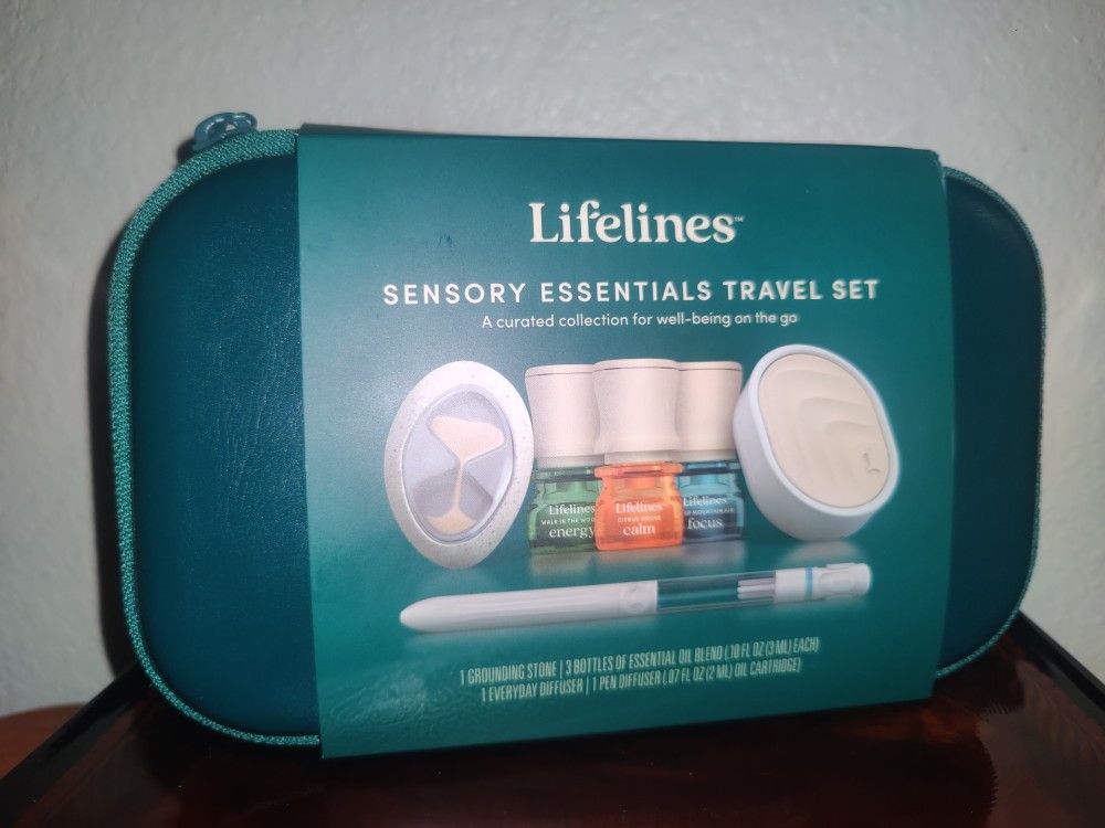 Brand NEW!!! ⚫   LifeLines-Sensory Essentials Travel Set - Aromatherapy (((PENDING PICK UP TODAY)))