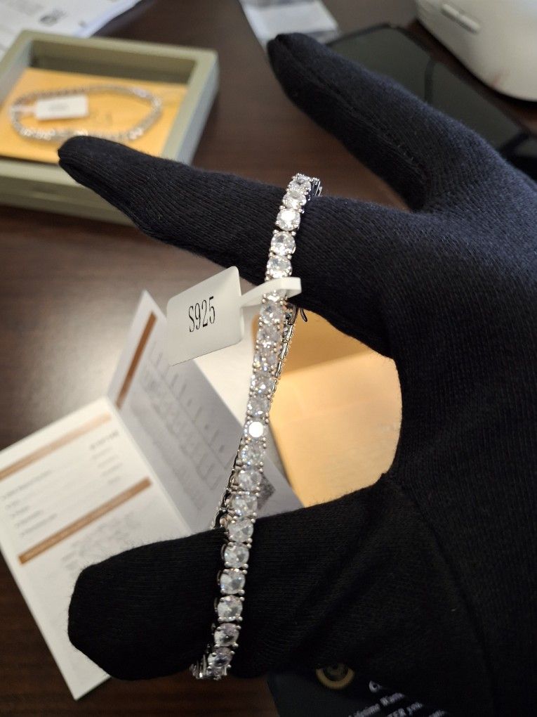 Moissinate Tennis Bracelet Brand New