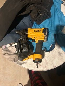 Roofing Nailer