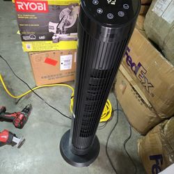Fan W Remote Like New ***