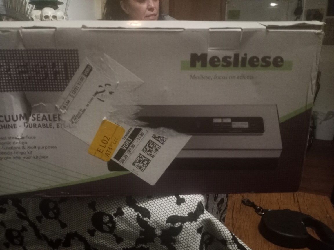 Mesliese Vacume Sealer Brand New In Box