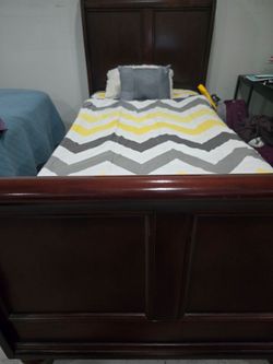 Twin bed