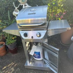 Gas Grill. Compact. Foldable Size For Storage. In Good Working Condition. Test Before You Buy It.  Tank Not Included