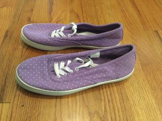 Shoes - Woman’s Size 7