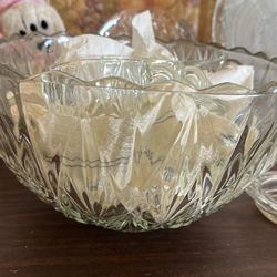 Anchor Hocking 12 Pieces VINTAGE Punch bowl Set. Never Used. Just had Saved 