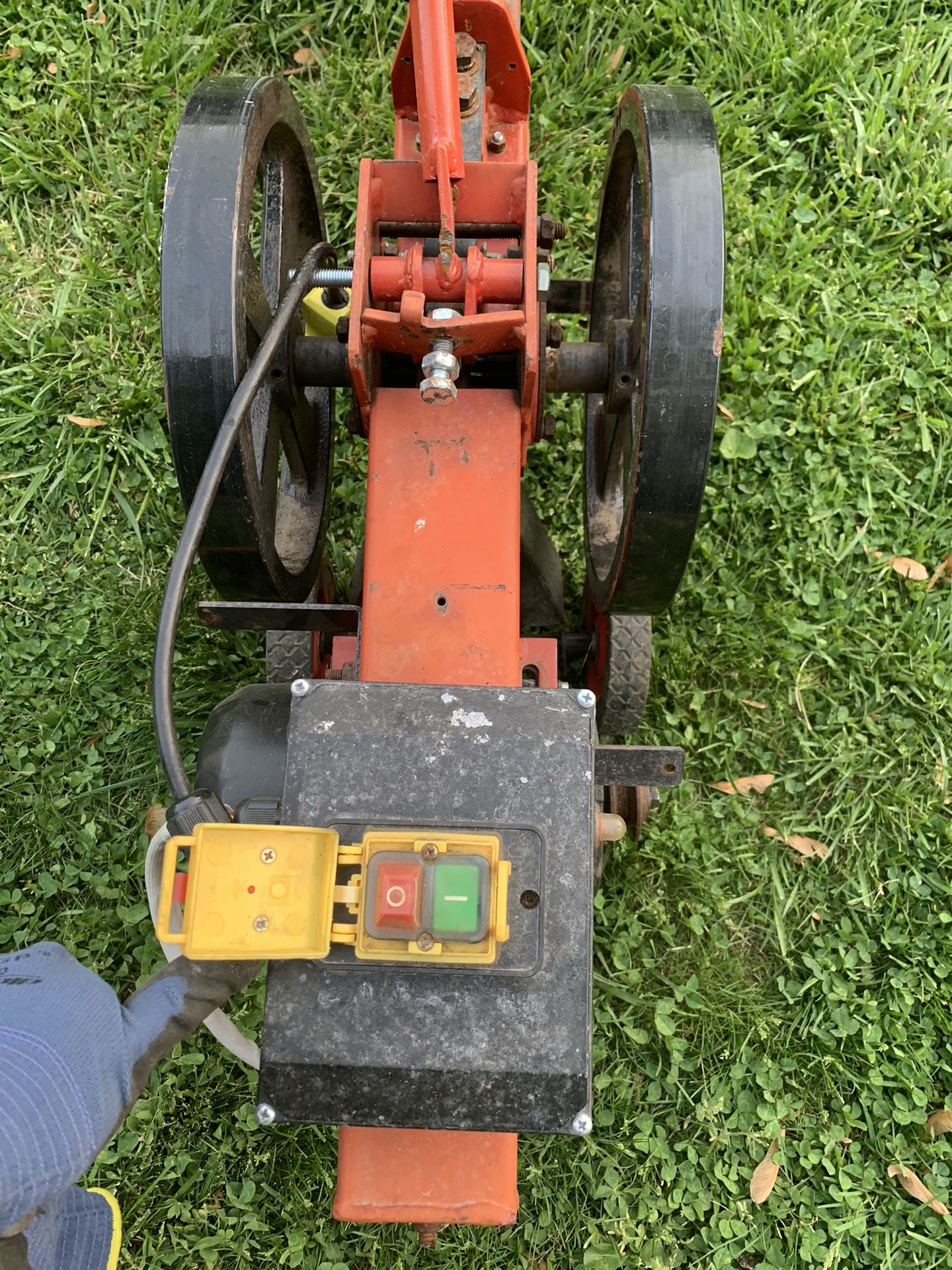 Vintage Log Splitter for Sale in Bowie, MD OfferUp