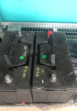 Semi truck Batteries