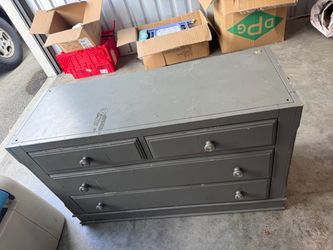 Gray Painted Wood Dresser with 4 Drawers