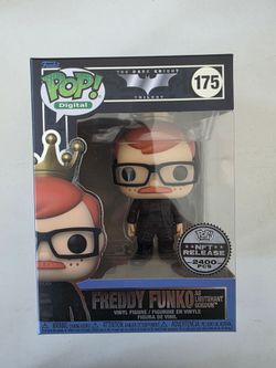 Freddy Funko as Lieutenant Gordon NFT Release 2,400 LE Funko Pop