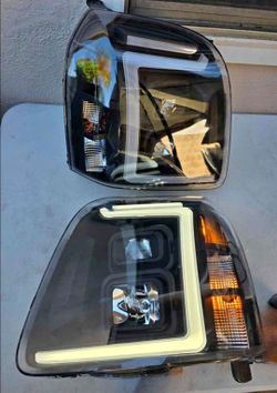 07-14 Gmc Yukon LED DRL Projector
Headlights Luces Focos Micas Faros Faroles Headlamps