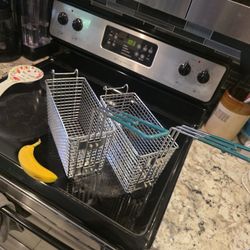 Small Fryer Baskets. 