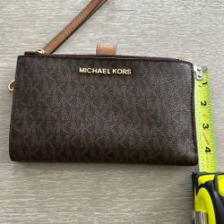 Michael Kors Bifold Wallet Wristlet 