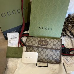 Gucci Neo Vintage GG Supreme Belt Bag