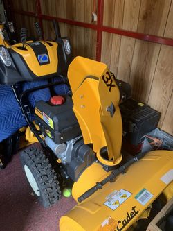 Cub cadet 3 x 26 snow blower