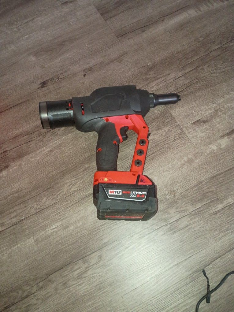 M18 Rivet