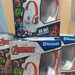 MARVEL AVENGERS   Kid safe wireless headphones
