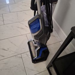 Bissell Crosswave Vacuum Mop