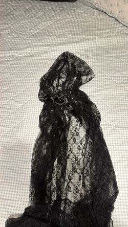 Adult Black Lace Cape