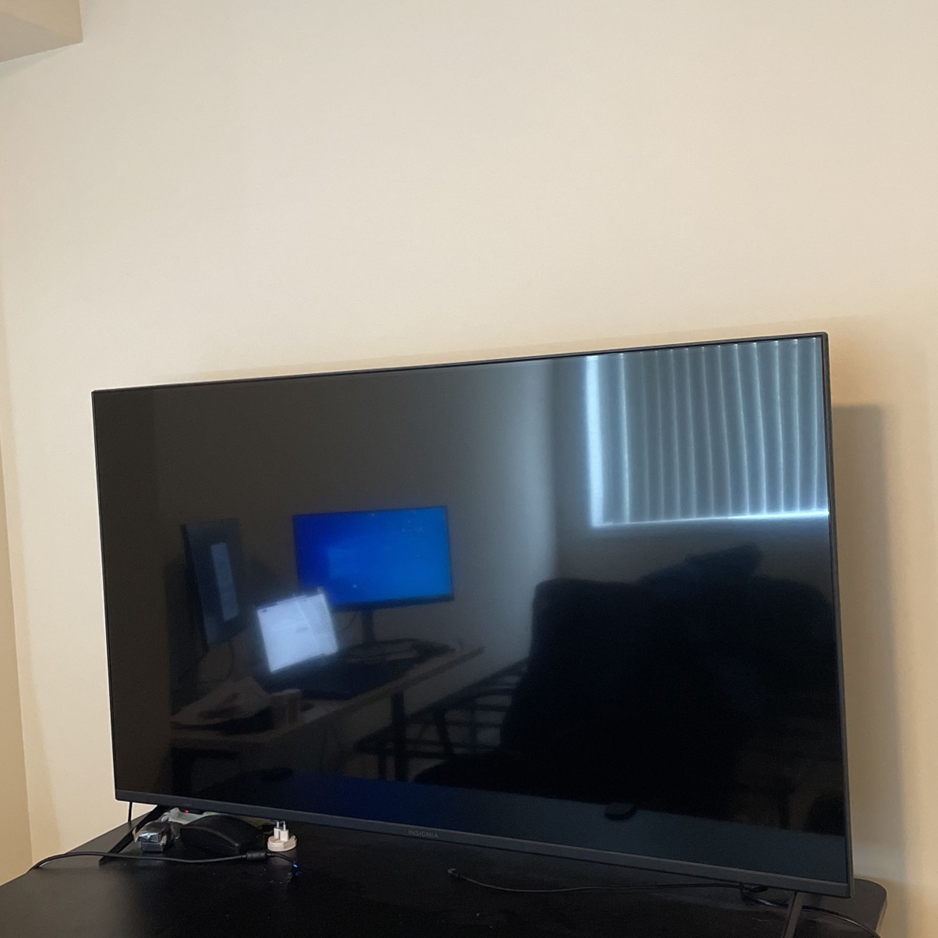55 Inch Q-OLED Fire TV , Remote included With Unopened Cover