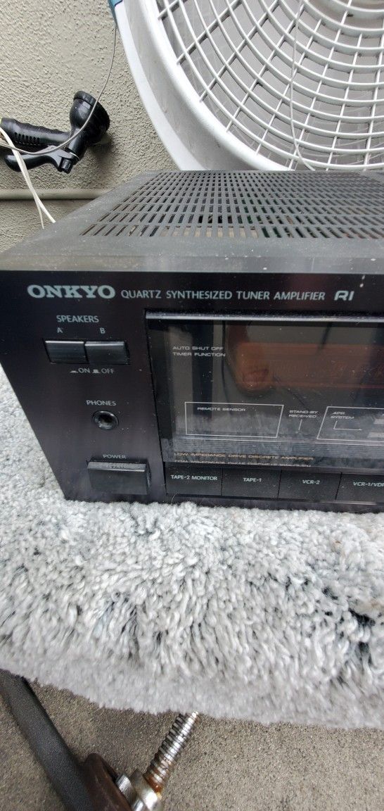 Onkyo Quartz Synthesized Amplifier