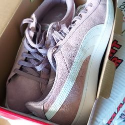 Women Puma Sneaker Size 10 Pink 
