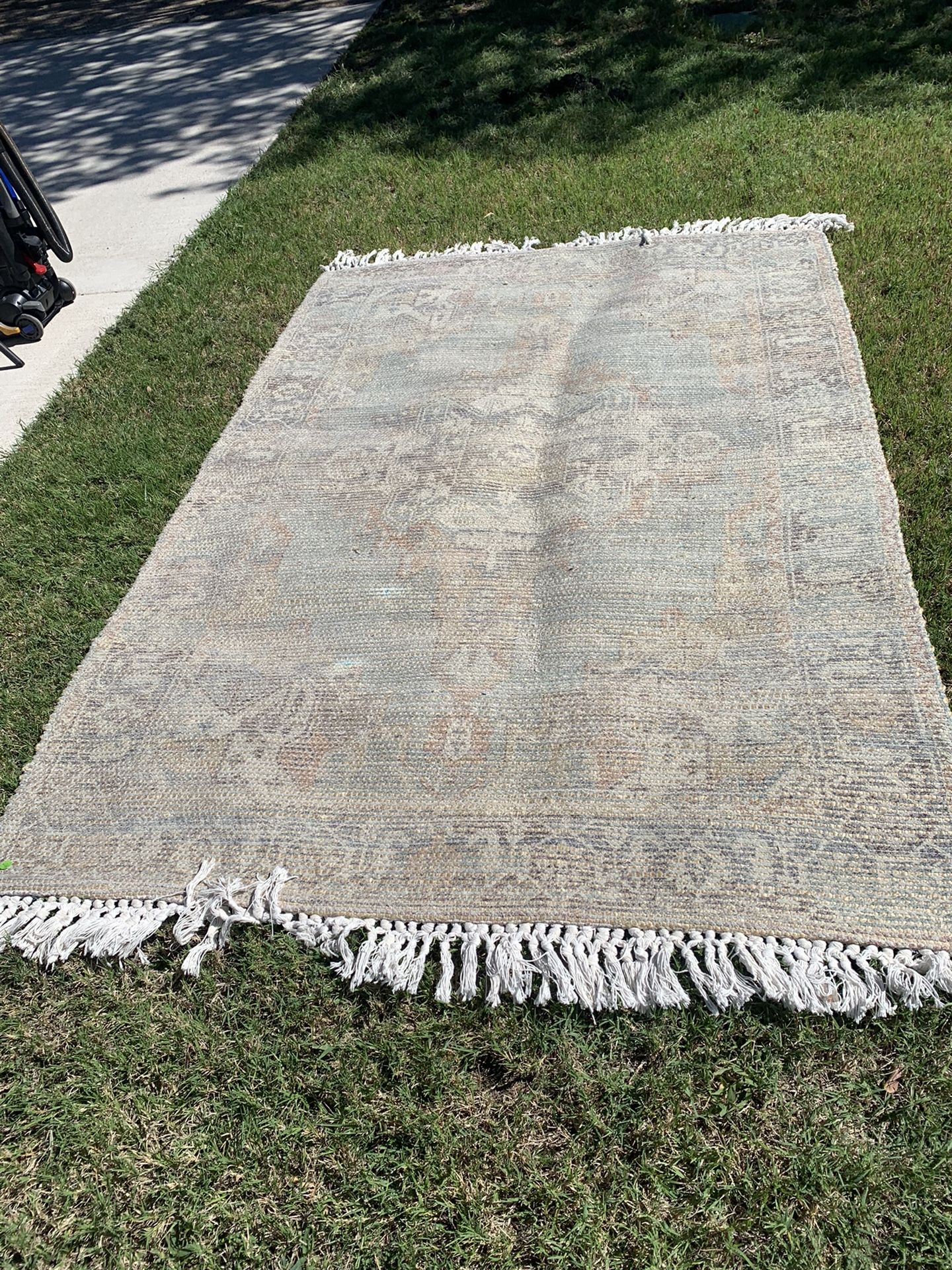 Pier 1 Rug for Sale in Richardson, TX OfferUp