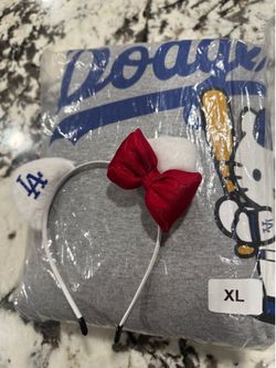Dodger Hello Kitty sweater and ears