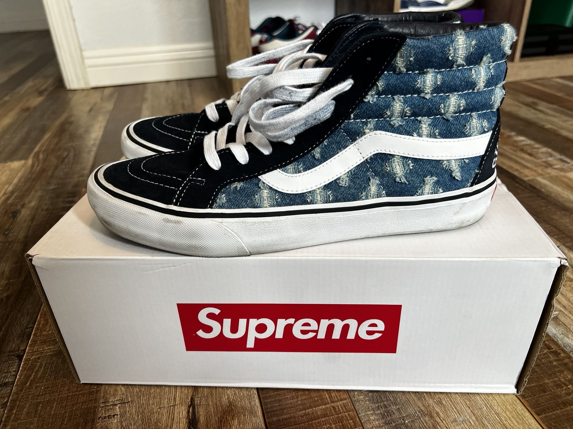 SUPREME Vans Old Skool Pro for Sale in Tustin, CA - OfferUp