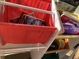 Toys rack