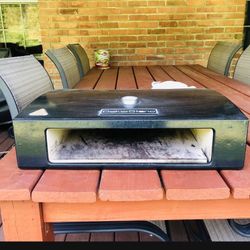 Baker stone Pizza Oven