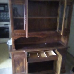 2 Piece Wooden China Cabinet 