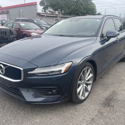 2020 Volvo V60 T5 Momentum