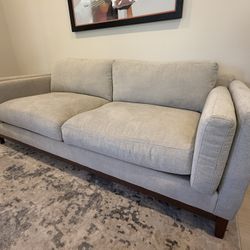 Love Seat/sofa 