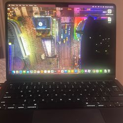 Apple - MacBook Air 13.6" Laptop - M2 chip