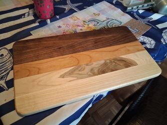 Medium duty cutting board/ serving tray
