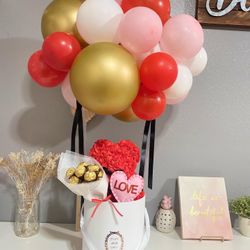 Rose Bear Balloons Arrangement 