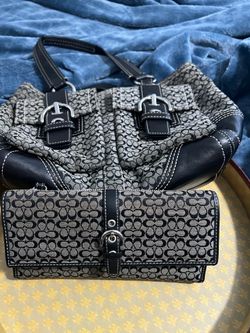 Coach purse and wallet