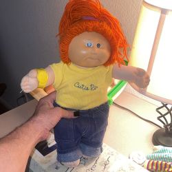 Vintage Xavier Roberts Cabbage Patch Soft Body Doll Red Yarn Hair Blue Eyes  17”
