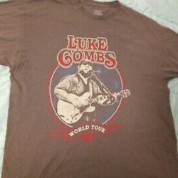 Luke                              Combs                       T- Shirt•••••