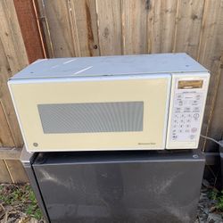 GE Microwave 