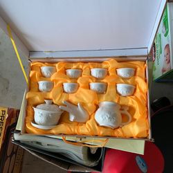 tea set💰20