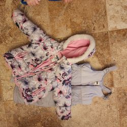 Snow Jacket And Pants / Overalls