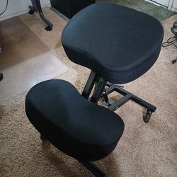 Sleekfoam ergonomic Adjustable kneeling posture chair