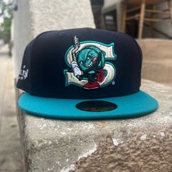 Supreme Salem Hat 
