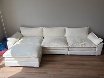 Convertible L-Shaped Sectional Sofa with Ottoman