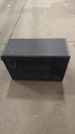 Lían li DAn case w/ wood panel