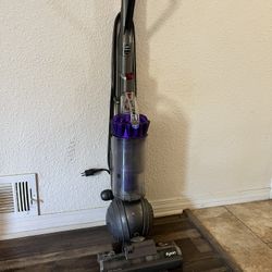 Dyson Dc40 Multi Floor Upright Ball Vacuum 