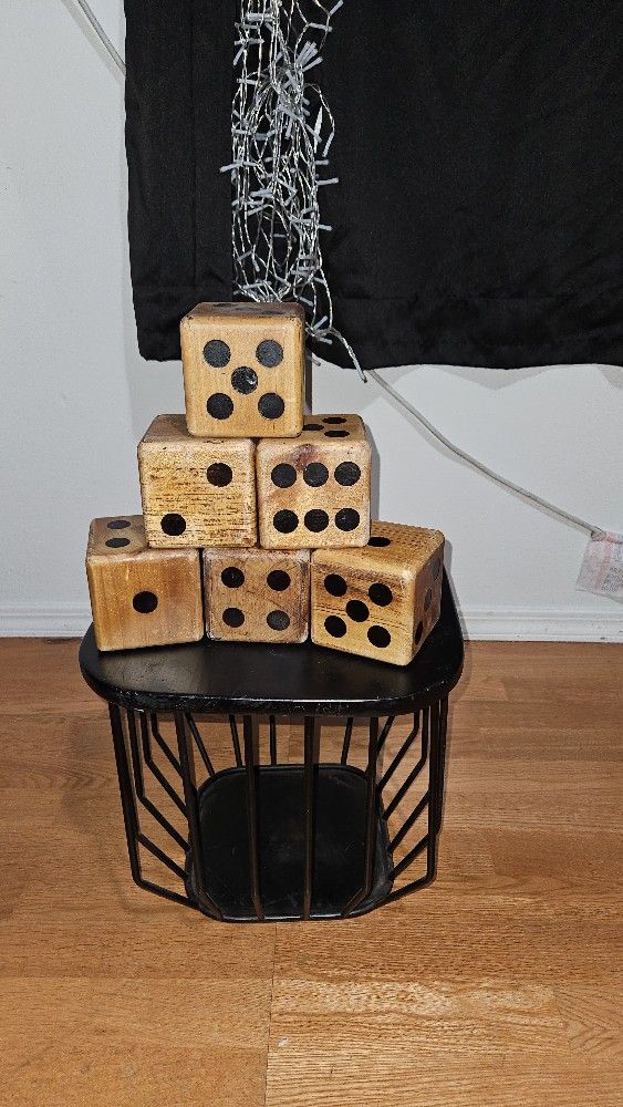 Giant Yard Game Dice