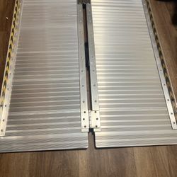 Folding Portable Wheelchair Ramp Mobility Handicap threshold Ramp 4 FT Aluminum